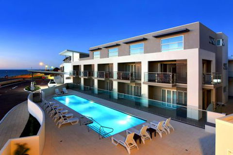 Bunbury Seaview Apartments - Brisbane Tourism 0