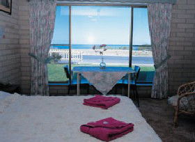 The Anchorage Holiday Units - Tourism Brisbane 0
