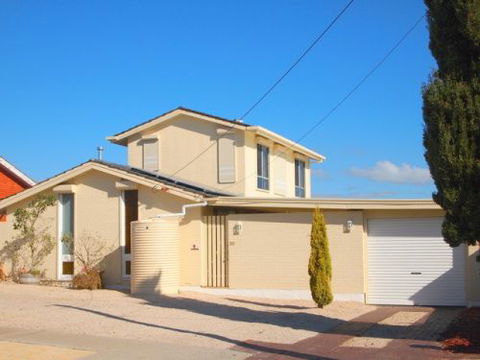 Homes Down Under - Brisbane Tourism 2