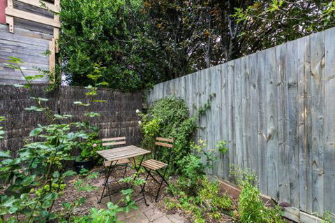 Beachside Accommodation Torquay - Brisbane Tourism 6