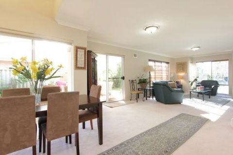 Tea Tree Manor - Brisbane 4u 1