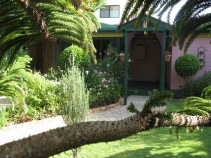 Short Stay Network - Brisbane 4u 4