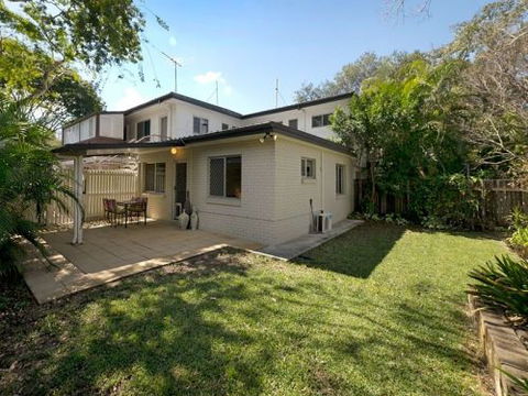 Short Stay Network - Brisbane 4u 8