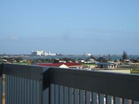The Harbour View At North Shores, Wallaroo - Brisbane Tourism 3