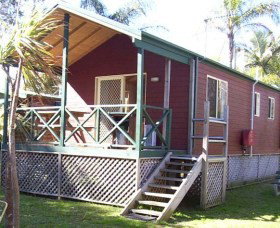A Paradise Park Cabins - Tourism Brisbane 0