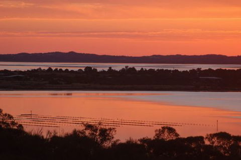 Southern Ocean Lookout - Tourism Brisbane 6