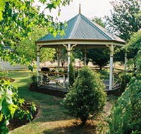 Chalets Lumineux - Tourism Brisbane