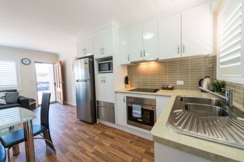 Bottletree Apartments - Brisbane 4u 2