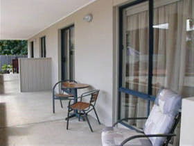 Dromana Beach Getaway - Tourism Brisbane 0