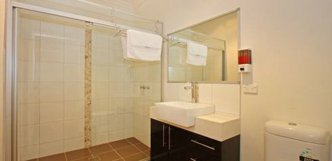 Moonah On Capel Holiday Accommodation - Brisbane Tourism 3