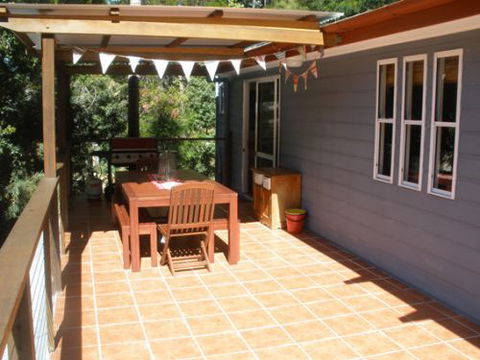 Coochiemudlo Island Family Beach House - Tourism Brisbane 8