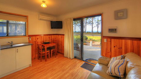 Captain Cook Holiday Park - Brisbane Tourism 4