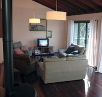Pole House Leura - Brisbane Tourism