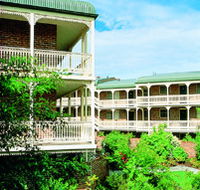 Medina Serviced Apartments Canberra - Tourism Brisbane