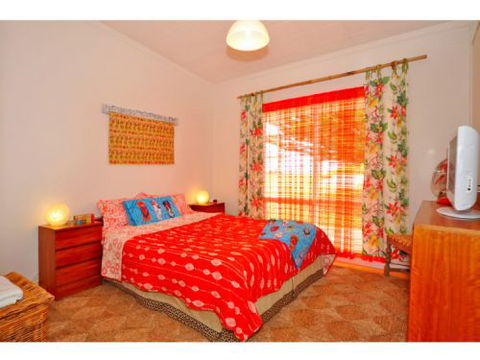 Beach Lovers Middleton - Brisbane 4u 1