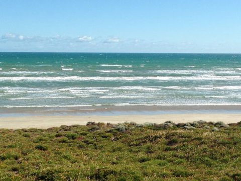 Beach Lovers Middleton - Brisbane 4u 4
