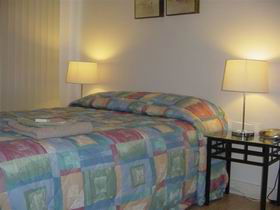 Adelaide Home Accommodation Number 22 - Brisbane 4u 0