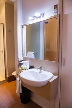 Quality Hotel Batman's Hill On Collins - Brisbane 4u 33