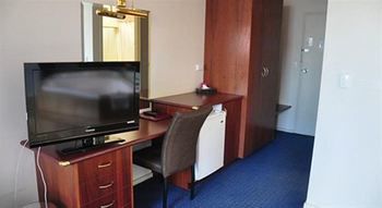 City Park Hotel - Brisbane 4u 1