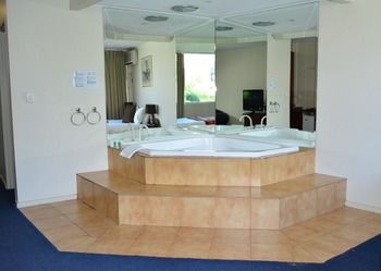 City Park Hotel - Brisbane 4u 17