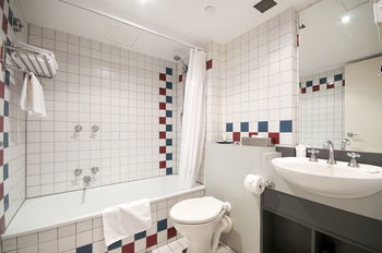 Crossley Hotel Melbourne - Tourism Brisbane 22