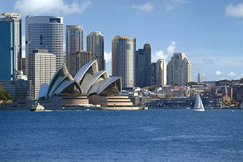 Shangri-La Hotel, Sydney - Tourism Brisbane 3
