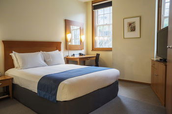 Holiday Inn Old Sydney The Rocks - Tourism Brisbane 4