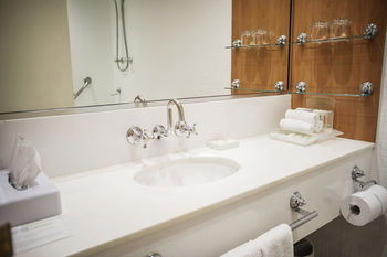 Holiday Inn Old Sydney The Rocks - Tourism Brisbane 7