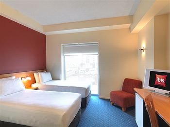 Ibis Melbourne Little Bourke Street - Tourism Brisbane 3