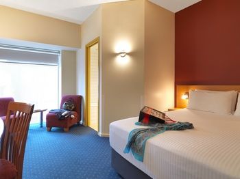 Ibis Melbourne Little Bourke Street - Tourism Brisbane 9