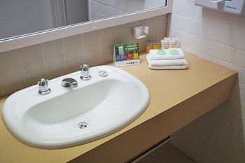 Econo Lodge Tamworth - Tourism Brisbane 32