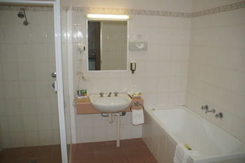 Econo Lodge Tamworth - Tourism Brisbane 43