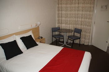 Econo Lodge Tamworth - Tourism Brisbane 90