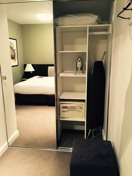 Adina Apartment Hotel Sydney, Harbourside - Brisbane 4u 23