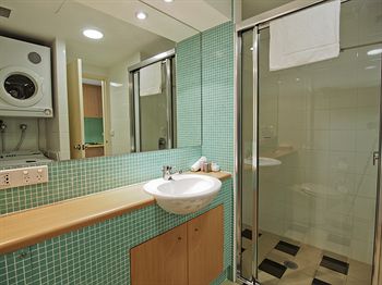 Oaks Waterfront Resort - The Entrance - Brisbane 4u 9