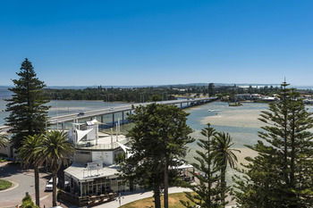 Oaks Waterfront Resort - The Entrance - Brisbane 4u 38