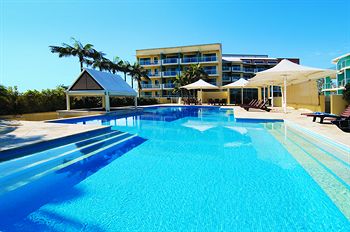 Oaks Waterfront Resort - The Entrance - Brisbane 4u 4