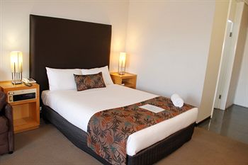 Sandown Regency - Tourism Brisbane 0