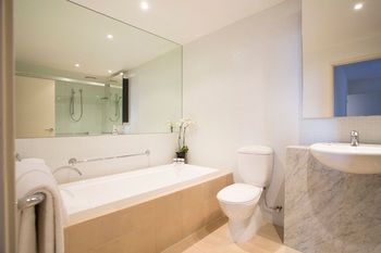 140 Little Collins Apartment Hotel - Tourism Brisbane 2
