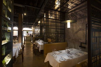DoubleTree By Hilton Hotel Melbourne - Flinders Street - Tourism Brisbane 2