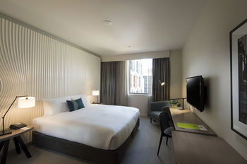 DoubleTree By Hilton Hotel Melbourne - Flinders Street - Tourism Brisbane 17
