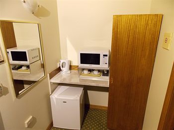 Bell Motel - Brisbane 4u 6