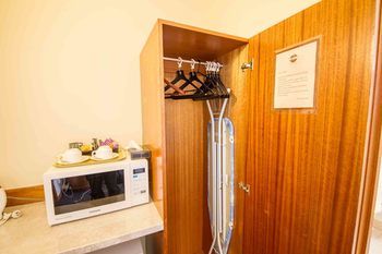 Bell Motel - Brisbane 4u 23