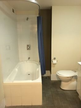 Waldorf The Entrance Serviced Apartments - Tourism Brisbane 11