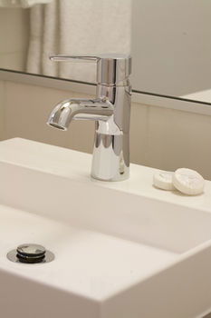 Ibis Melbourne Hotel And Apartments - Tourism Brisbane 10