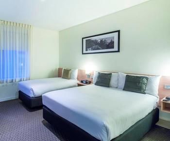Ibis Melbourne Hotel And Apartments - Tourism Brisbane 18