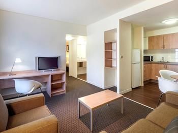 Ibis Melbourne Hotel And Apartments - Tourism Brisbane 65