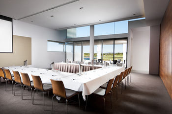 Pullman Magenta Shores Resort - Tourism Brisbane 2