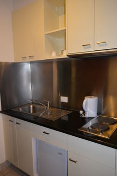 YTI Garden Hotel - Tourism Brisbane 9