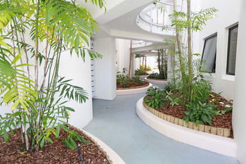 Beach Club Resort - Brisbane 4u 3